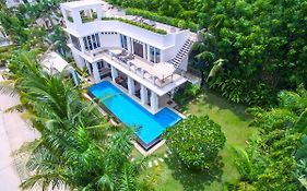 Hollywood Pool Villa Jomtien Pattaya